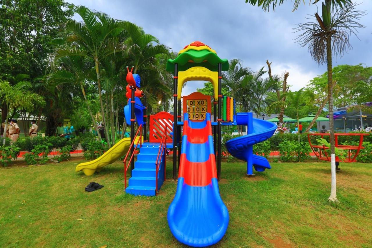 White Feather Resort Kauncha Silvassa Eksteriør billede