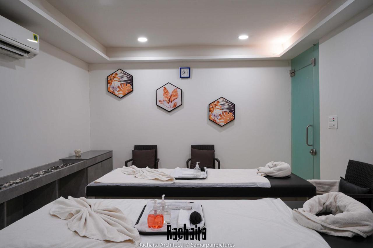White Feather Resort Kauncha Silvassa Eksteriør billede
