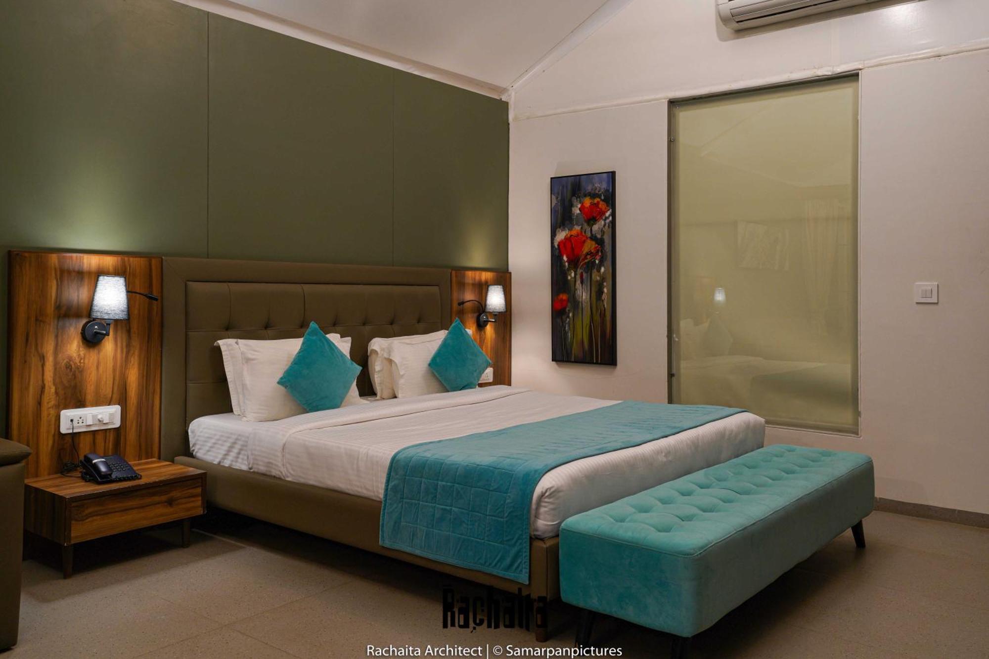 White Feather Resort Kauncha Silvassa Eksteriør billede