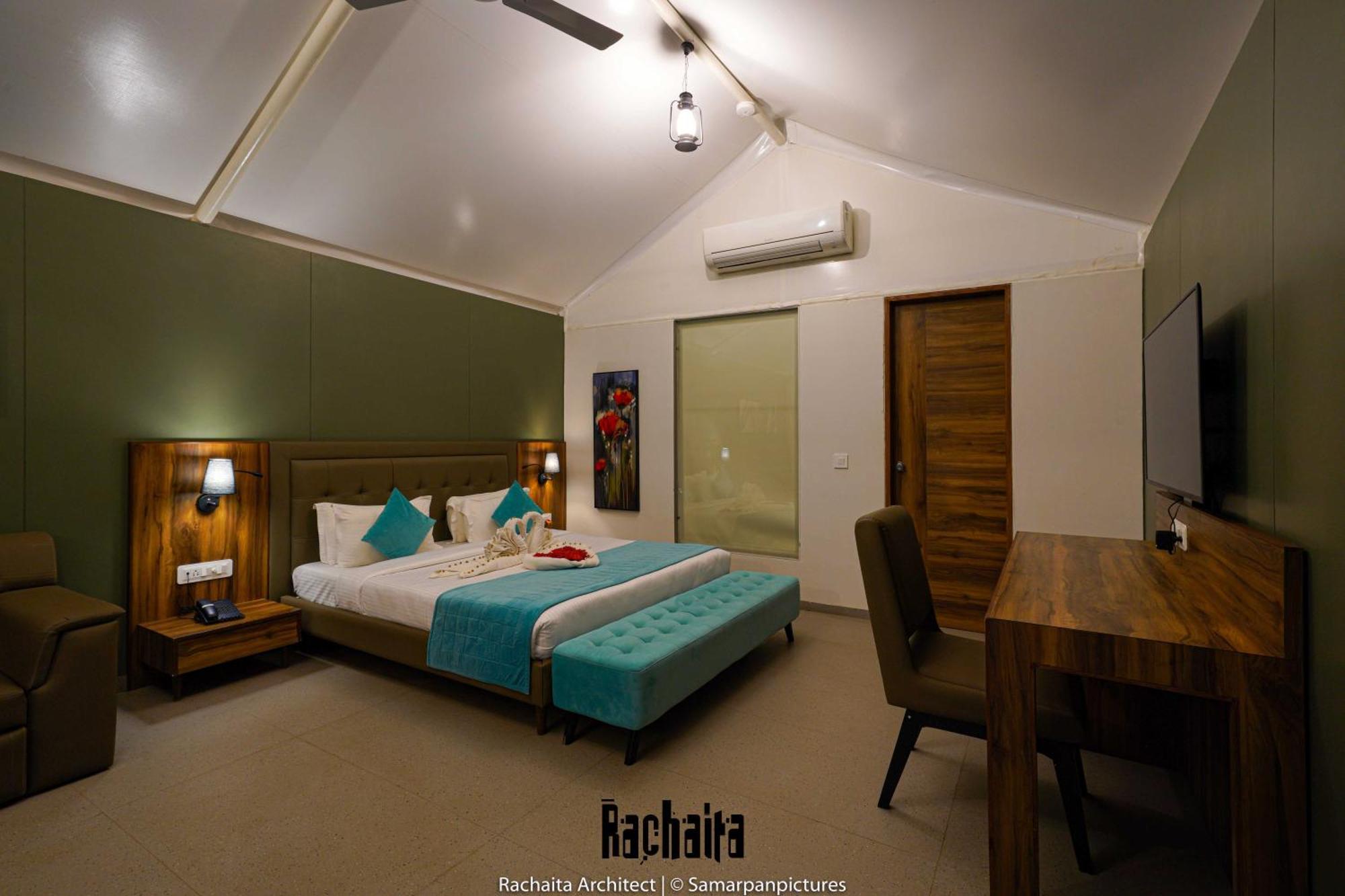 White Feather Resort Kauncha Silvassa Eksteriør billede