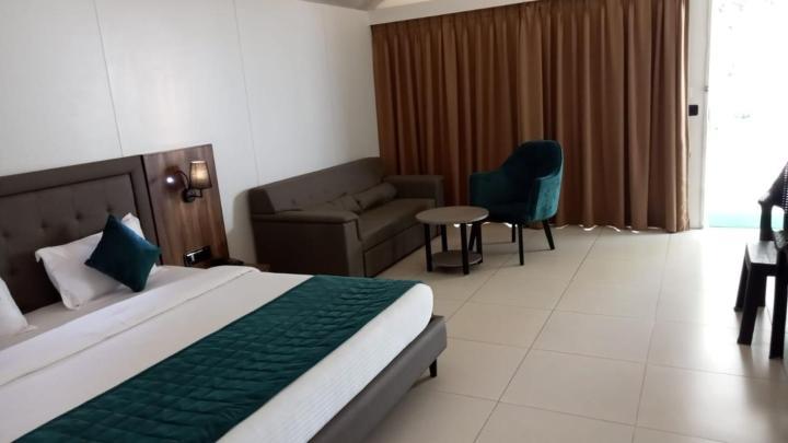 White Feather Resort Kauncha Silvassa Eksteriør billede