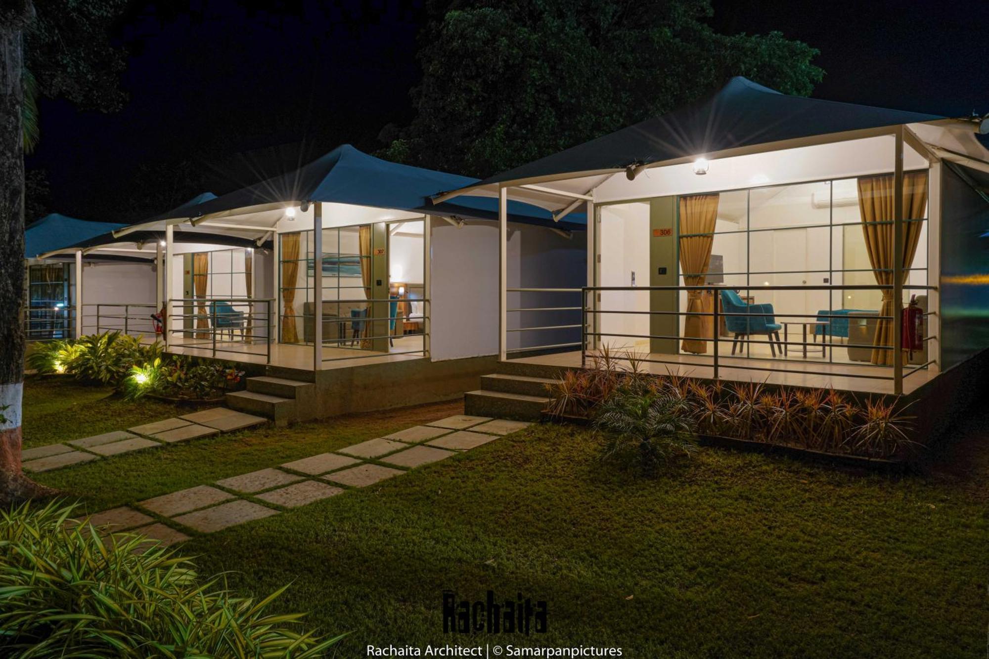 White Feather Resort Kauncha Silvassa Eksteriør billede